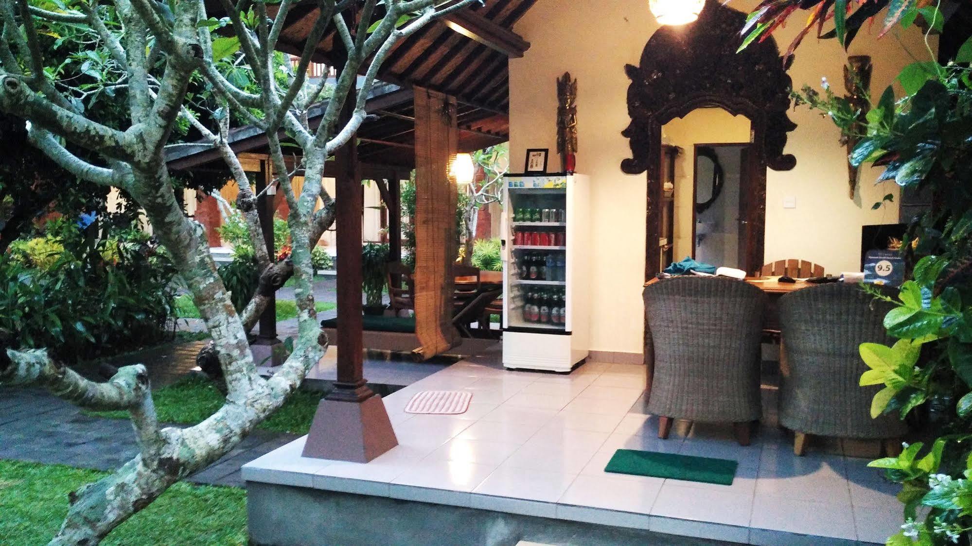 Nyoman Sandi Guest House Ubud Eksteriør billede