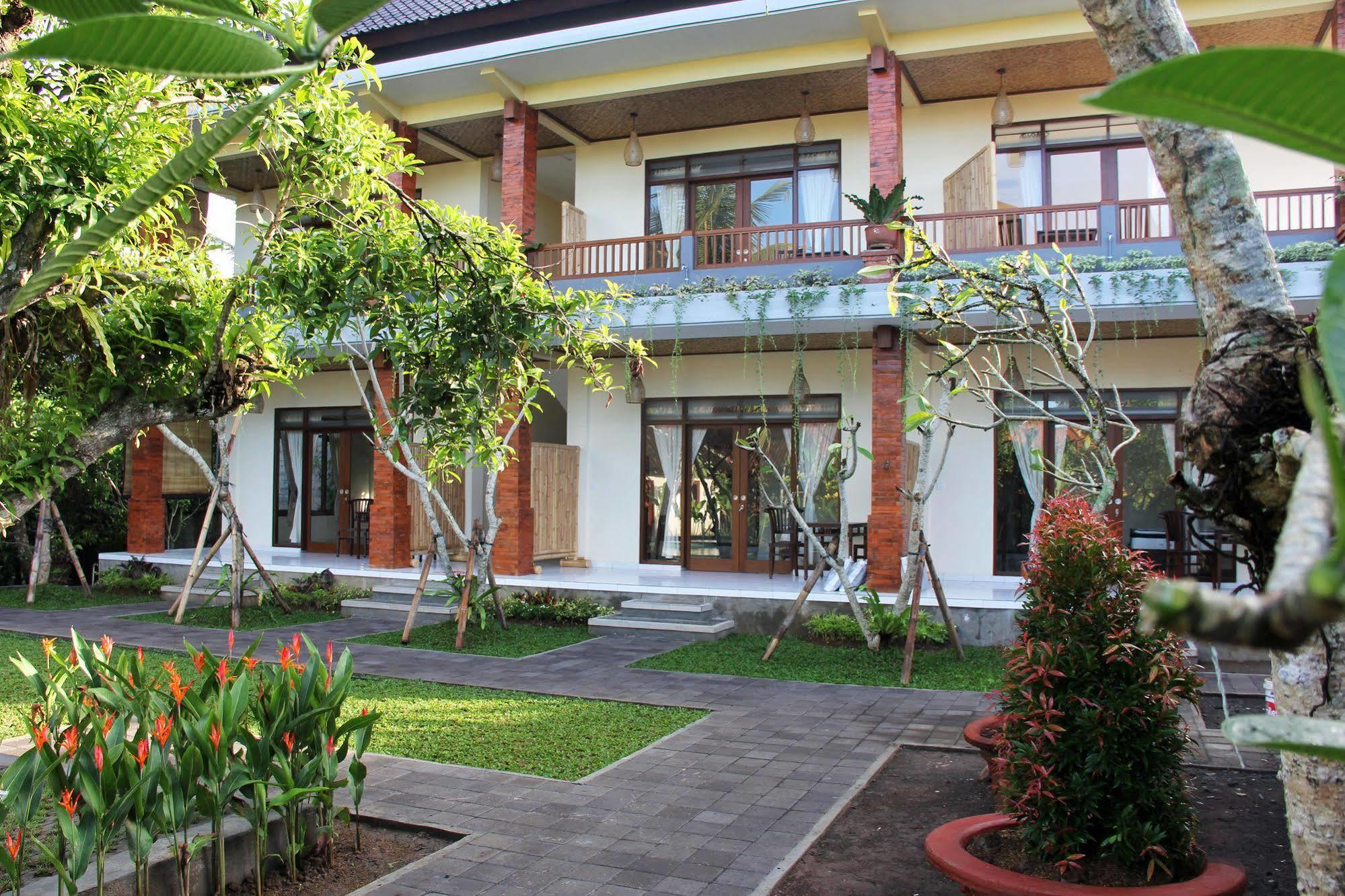 Nyoman Sandi Guest House Ubud Eksteriør billede