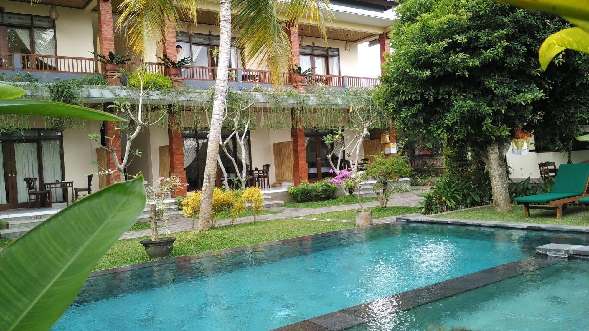 Nyoman Sandi Guest House Ubud Eksteriør billede
